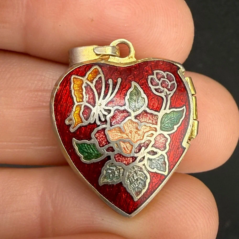 Vintage Cloisonné Heart Locket Red Enamel Flower Butterfly Gold Tone